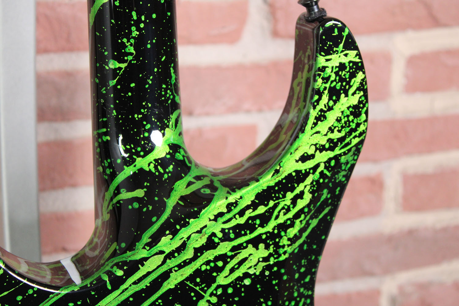 USA Horizon-II  Alien Blood Splatter EMG 57/66